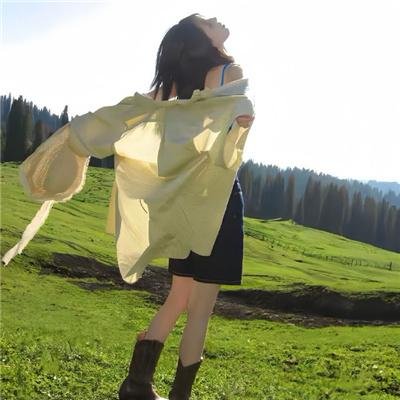 左撇子女人